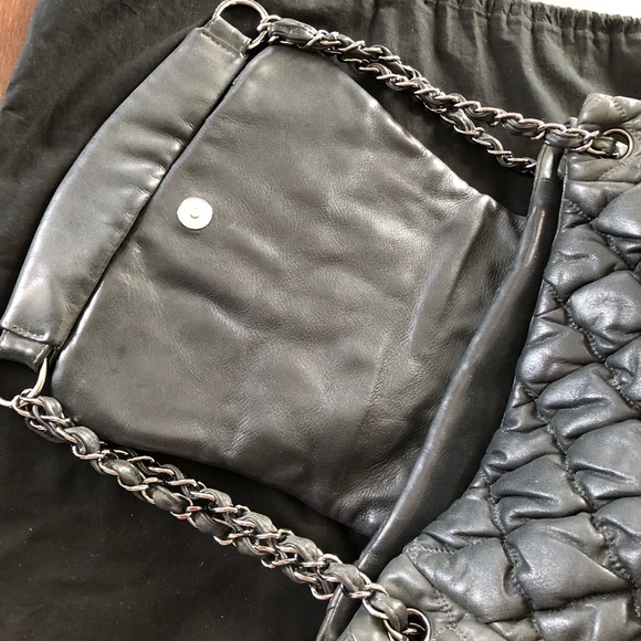 AUTH Chanel Grey Black Silver Bubble Quilted Shoulder Handbag purse Leather Bag - Picture 3 of 13